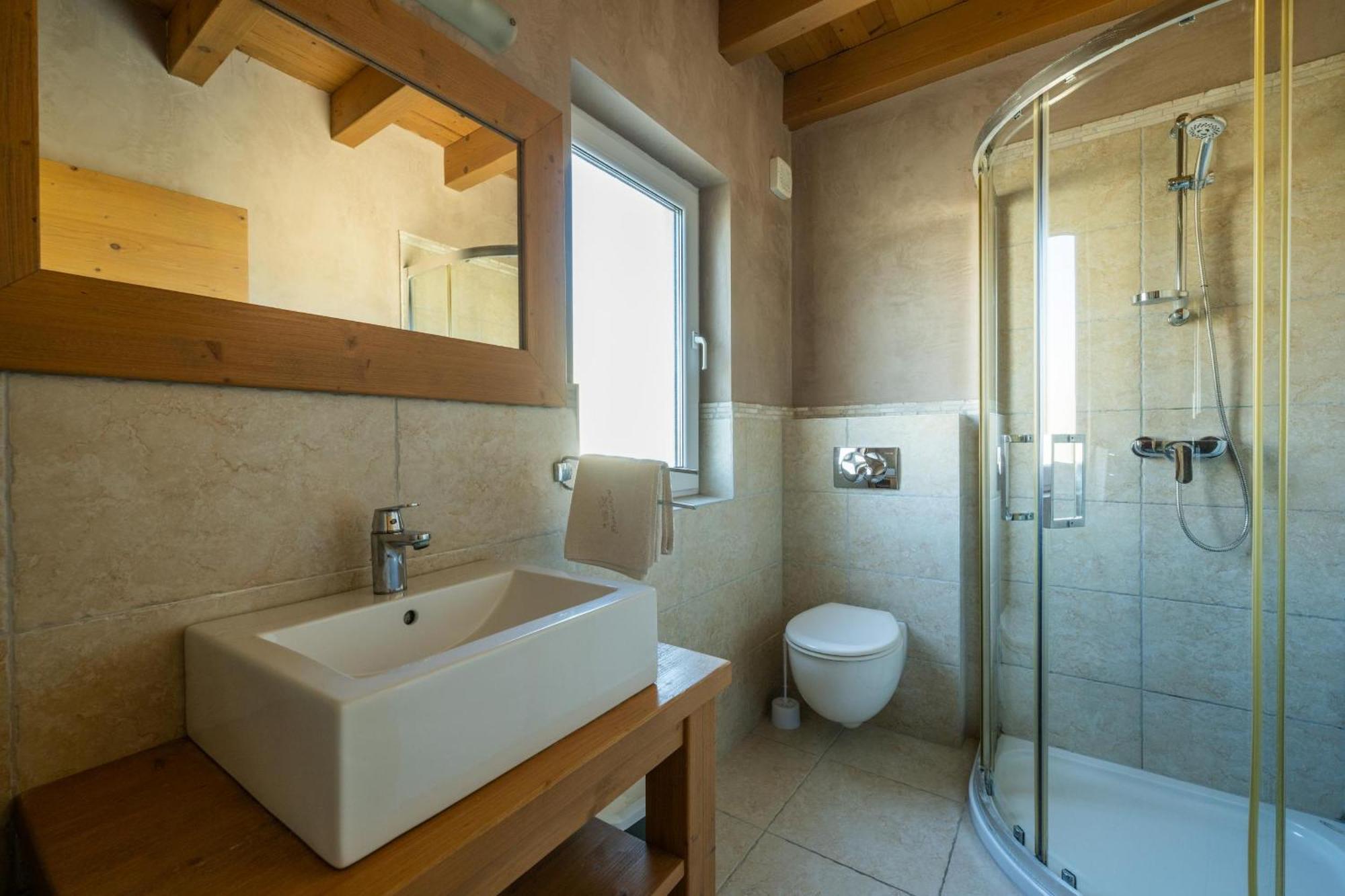 6-Bedroom Villa Chiara With Sea View Premantura Eksteriør bilde